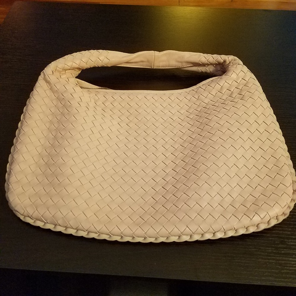 BOTEGGA VENETA Nappa Intrecciato Med Veneta Hobo